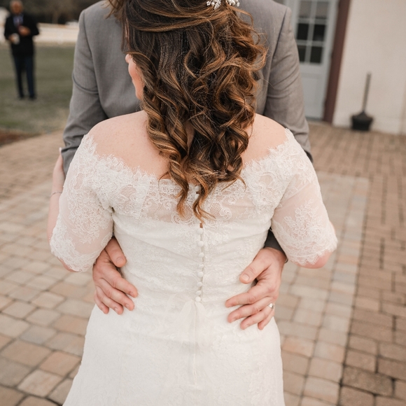 Wedding dress - Picture 4 of 4